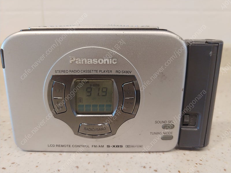 파나소닉(RQ-SX80V)-5 워크맨(라디오,카세트플레이어) 판매합니다.