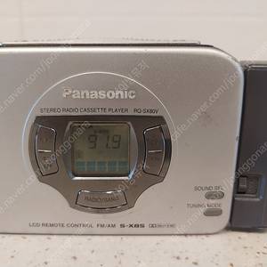 파나소닉(RQ-SX80V)-5 워크맨(라디오,카세트플레이어) 판매합니다.