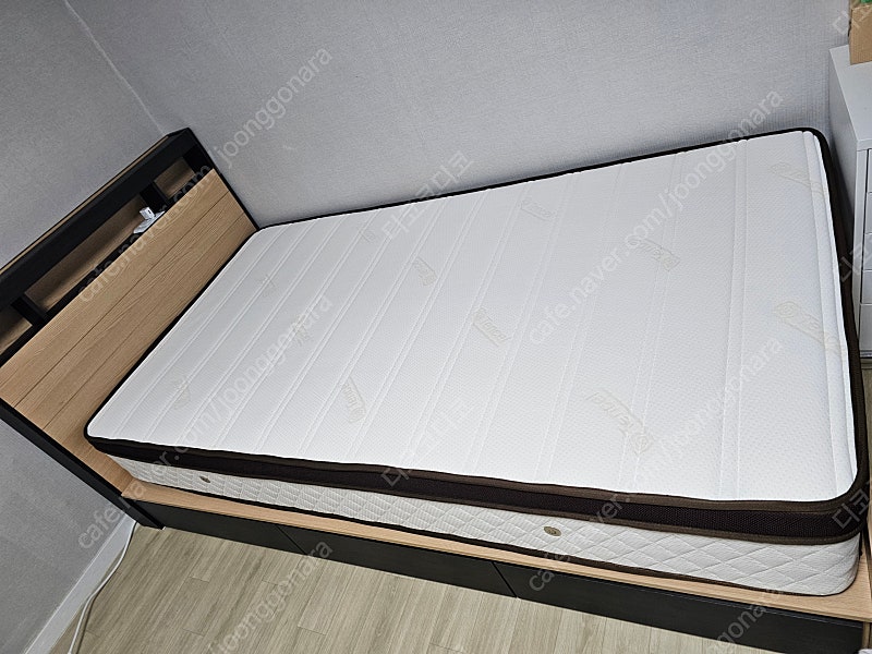 침대 엘라비아 C4 슈퍼싱글(SS) + 동서가구 수납 프레임 / 적당탄탄