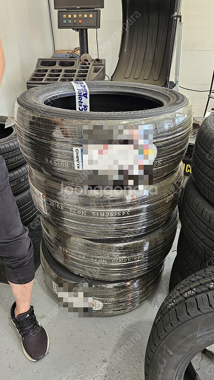금호타이어 HP71 245 50 19인치 판매합니다.--0