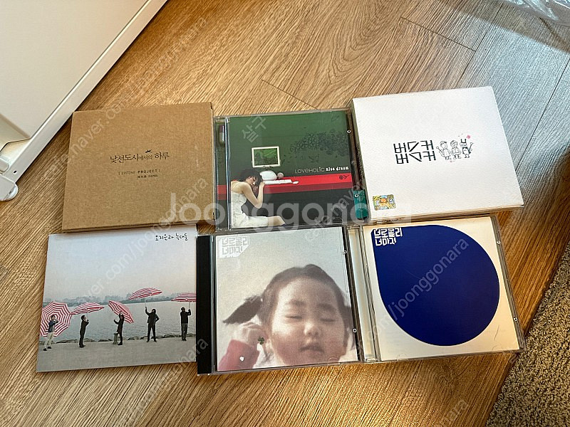 버스커버스커, 러브홀릭, 오지은과늑대들 CD--0