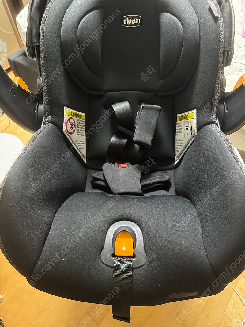 치코 카시트 핏2 판매합니다.(베이스 포함) Chicco Fit2 Infant and Toddler Car Seat
