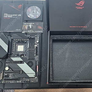 라이젠9 5950x cpu + asus rog x570 hero wifi 메인보드 + 커세어 64G 메모리