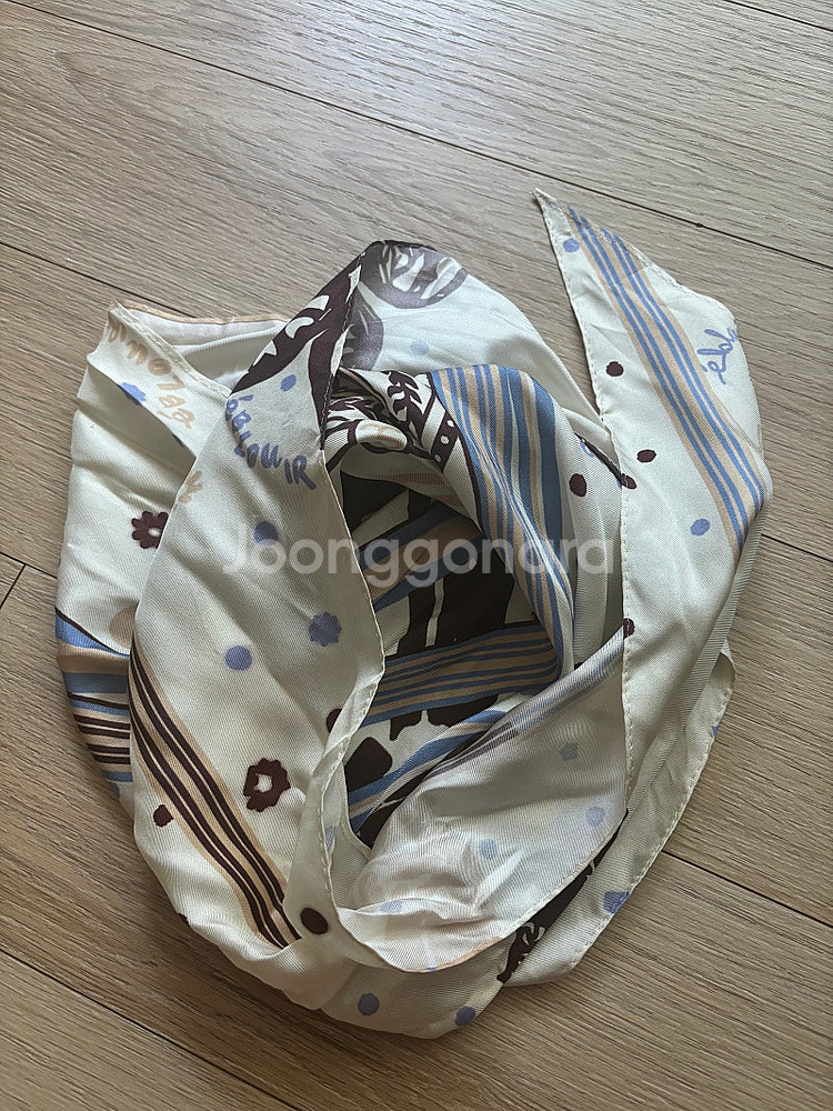 한섬 sjsj 실크 프린팅 스카프 상태 AA--1