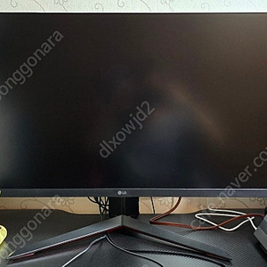 LG27GN650 27인치 IPS 144HZ 울트라기어 게이밍 모니터 팝니다.