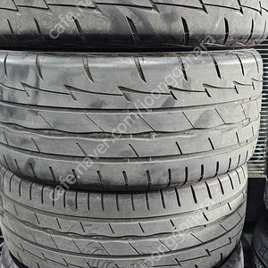 255/40R18, 225/45R18 포텐자 RE003 한대분