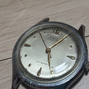 빈티지 수동 시계 스위스 독사(DOXA) 손목시계