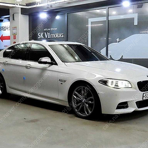 BMW5시리즈 (F10) M550d xDrive (5인승)@중고차@중고차매입@전액할부@저신용자@신불자@소액할부@현금@카드 전부 가능합니다!