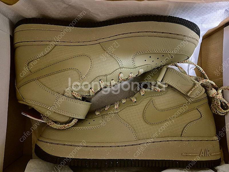 (새상품/미시착) 나이키 정품 에어 포스1 미드07 뉴트럴 올리브 270사이즈--1