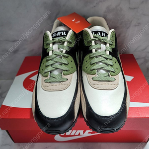 나이키 운동화 NIKE AIR MAX 90 NRG 새상품 판매 합니다. (CI5646 200, 280)