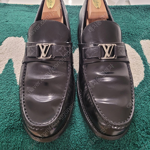 <270~275> 루이비통 LOUIS VUITTON 이클립스 로고 로퍼 UK 8.5