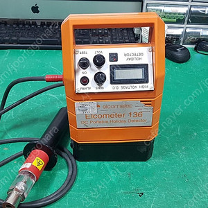 HIGH VOLTAGE D.CElcometer 137