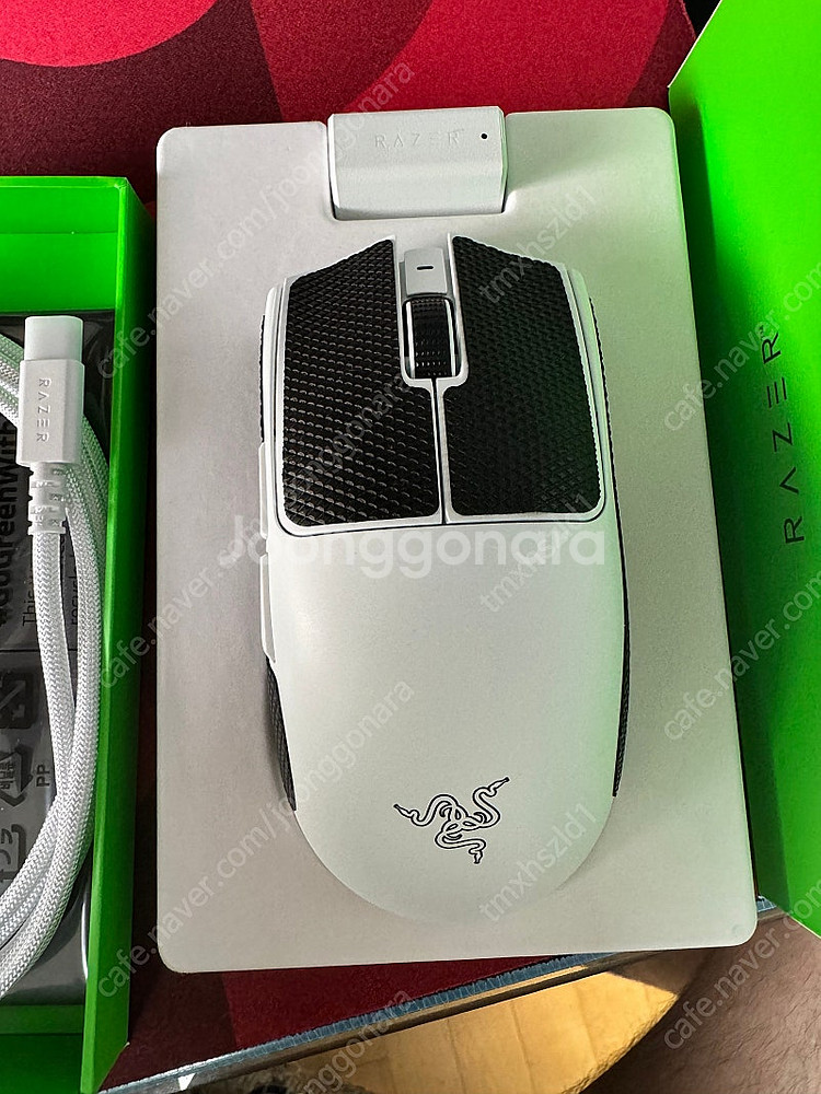 레이저 바이퍼 V3 PRO 화이트 판매합니다.--1