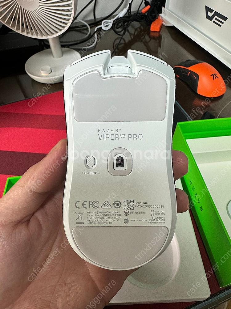 레이저 바이퍼 V3 PRO 화이트 판매합니다.--2