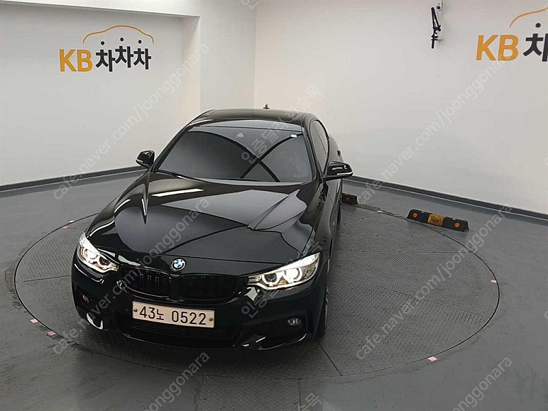 BMW4시리즈 (F32) 420d xDRIVE 그란쿠페 스포츠중고차 할부 리스 카드 저신용자 전액할부 가능