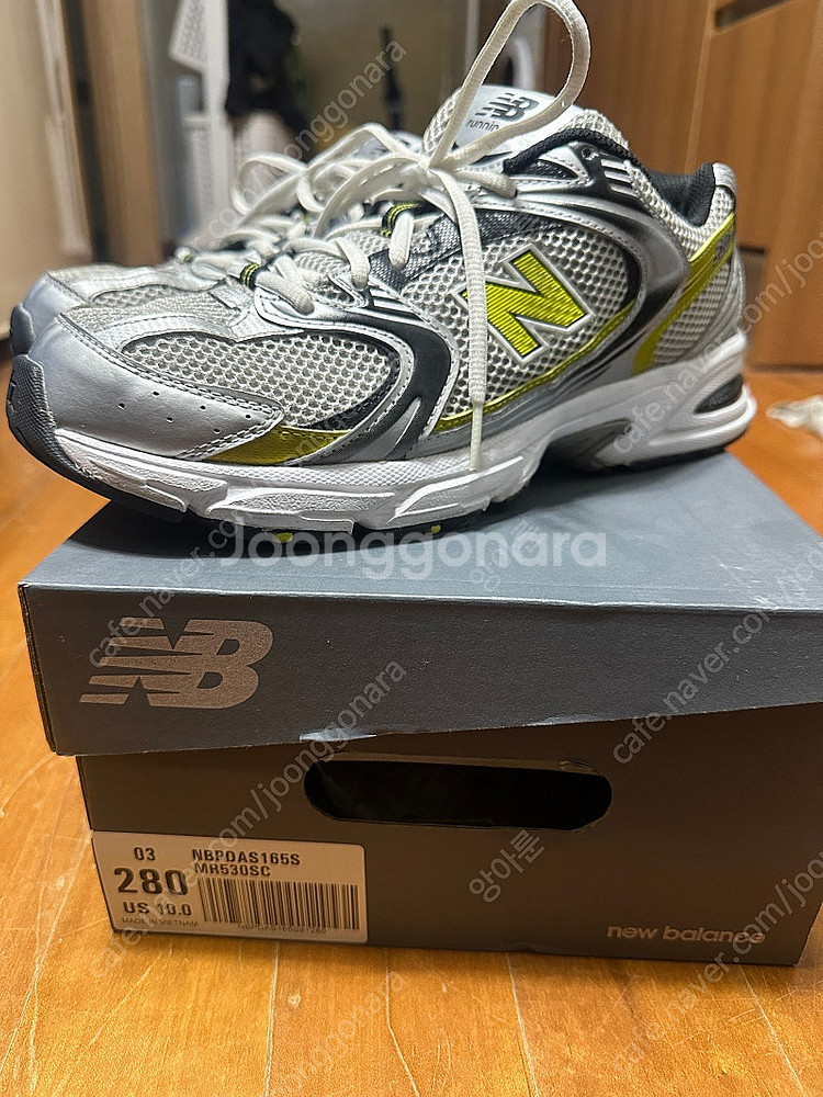 뉴발란스 530 실버 280 판매합니다.--2