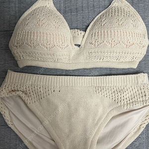 아템포 knit bikini set (상의s, 하의m)