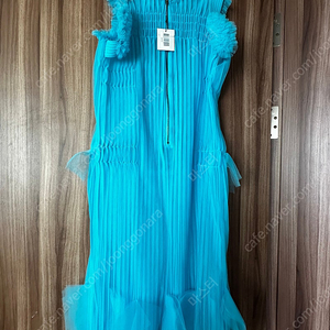 eont’s 2024 SHASHA dress - aqua blue