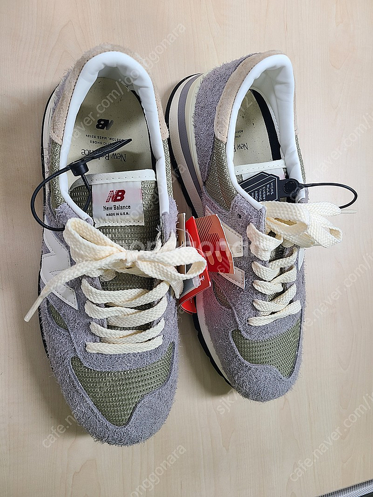 뉴발란스 990TA1 새상품--1