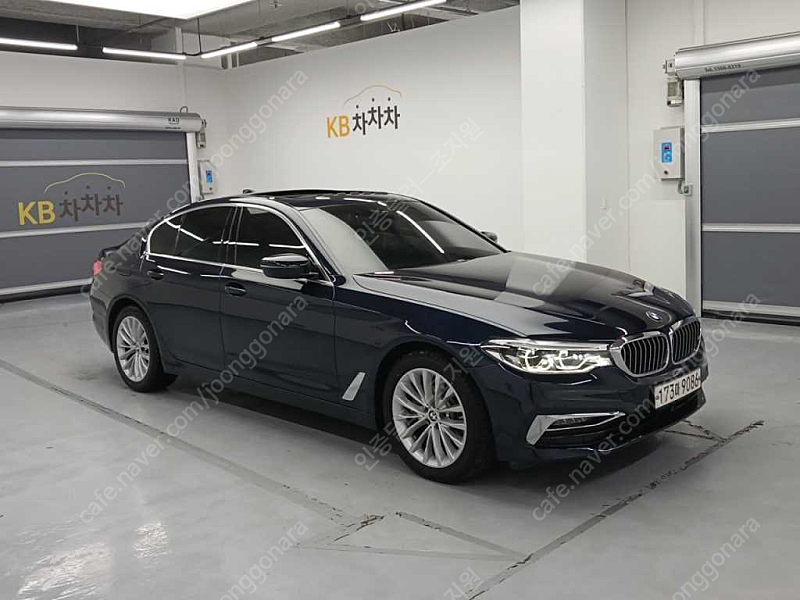 BMW5시리즈 (G30) 520d 럭셔리 플러스 (0톤)@중고차@중고차매입@전액할부@저신용자@신불자@소액할부@현금@카드 전부 가능합니다!