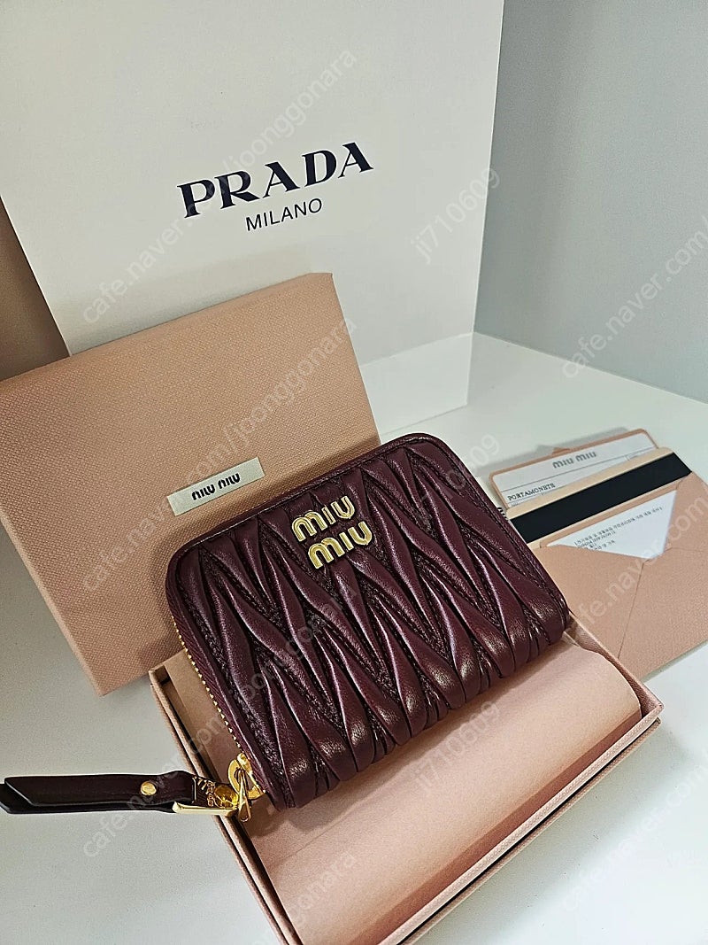 미우미우 마테라쎄 지퍼 카드지갑 코인지갑 새상품 | 중고나라 - 안심되는 중고거래