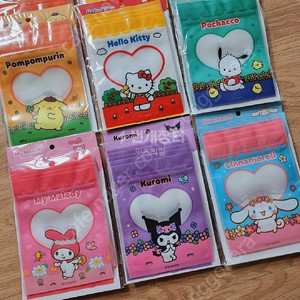 산리오 지퍼백 산리오캐릭터즈 시나모롤 마이멜로디 쿠로미 폼폼푸린 키티