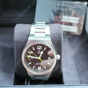 튜더 노스플래그 블랙 다이얼 40mm 오토매틱 시계 91210N-0001