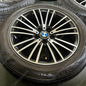 [판매] BMW 5시리즈 f바디 17인치 휠타이어 판매 합니다.