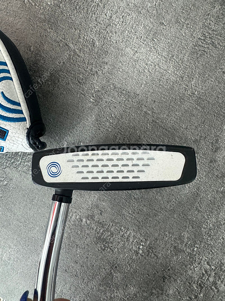 오딧세이 트리플트랙 템 투볼퍼터 33인치--1