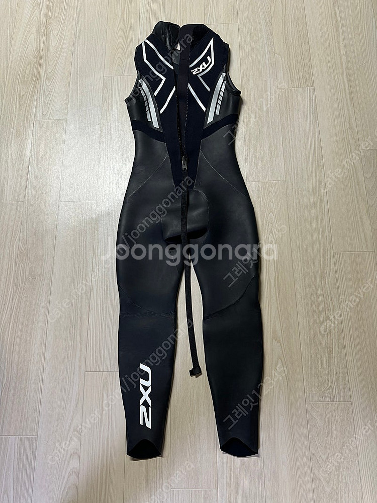 2XU 웻슈트 P1 민소매 M사이즈 입니다.--1