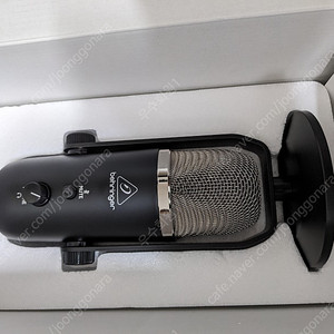 Behringer 베링거 USB 콘덴서 마이크 BIGFOOT All-In-One Studio Condenser Microphone (블루 예티 스타일)