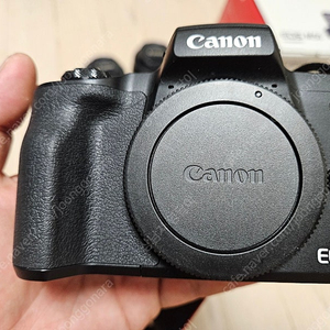 EOS M50 풀세트 M 15-45mm/ M 22mm