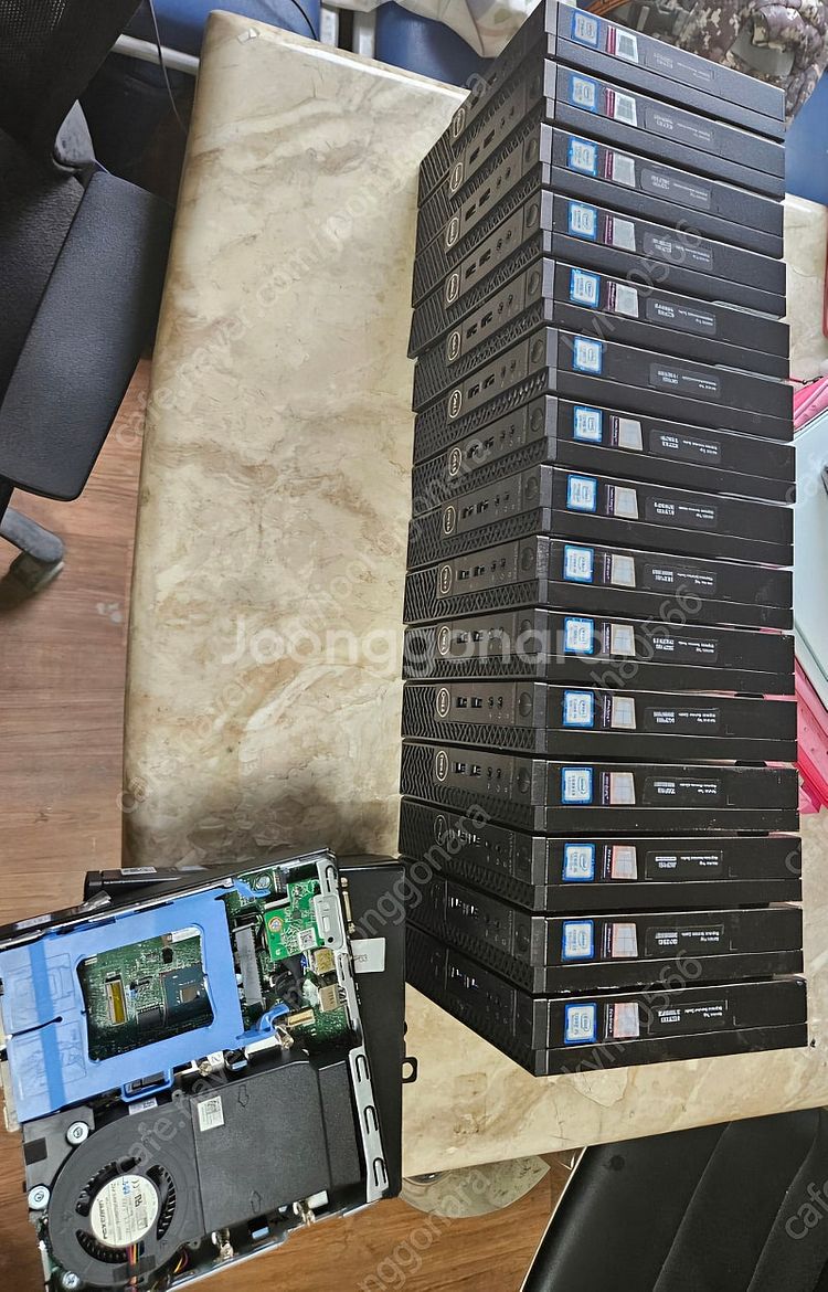 델 OptiPlex 3070 i59500t 3대팝니다--4