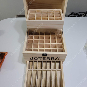 도테라 3단 56구 나무 상자 거치대 보관함 우드트레이 아로마오일 doterra