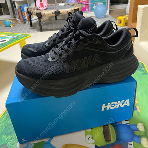 HOKA 호카 본디8 265 황금사이즈 새상품급