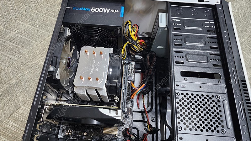 i5-7400 + gtx1050 + 램8g×1 + 파워500 + 케이스 판매합니다