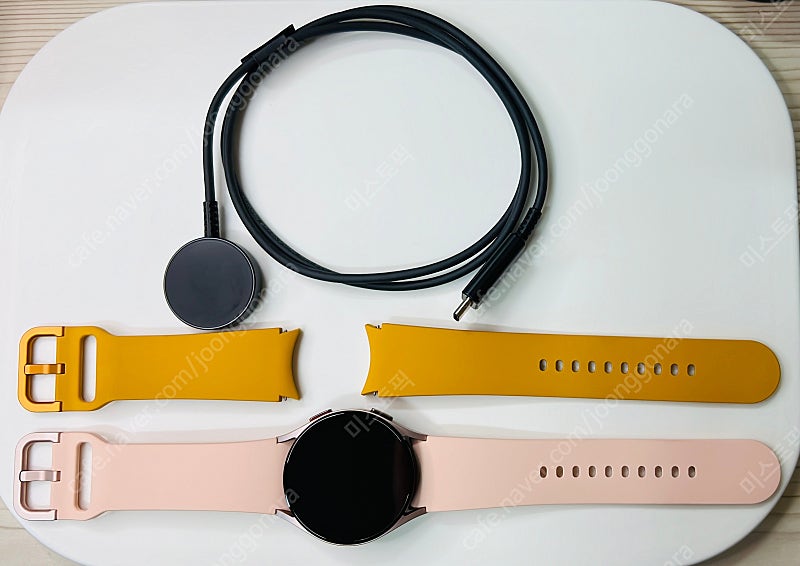 (거의 새 것) 갤럭시 워치 5, 모델명: SM-R900, 색상: 핑크골드, 40mm, GPS