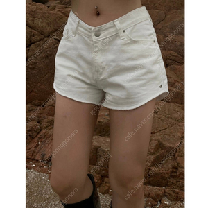 오도어 Cotton shorts (화이트 / S)