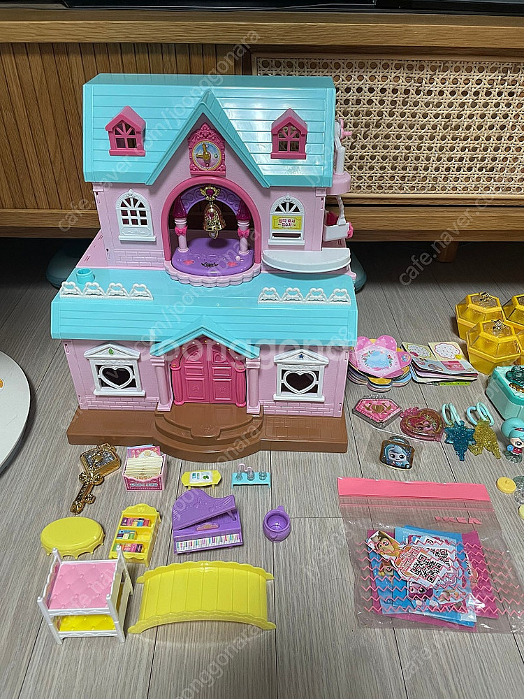 캐치티니핑 일괄 판매해요.--1