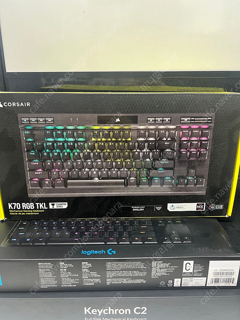 커세어 K70 RGB TKL 청축 팝니다.