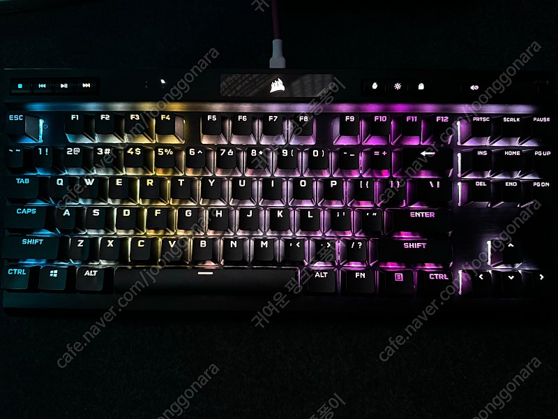 풀윤활 커세어 K70 RGB TKL 은축 게이밍키보드 팝니다