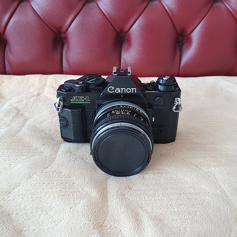 캐논 AE-1 프로그램 필름카메라 (배송비,렌즈 포함)
