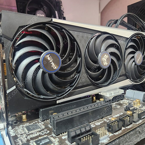 rx6700xt 사파이어 판매합니다