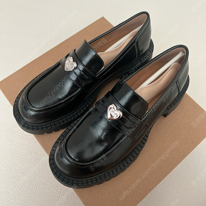 누아르나인 베베 하트 로퍼 Bebe Heart Penny Loafer 블랙 240