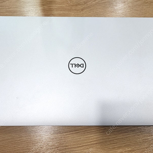 델 (Dell) XPS 17 9700 노트북 I7-10875h, 32gb, 4k, 1tb, 2060 판매합니다