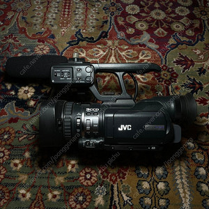 JVC GY-HM100U HD 방송용 캠코더
