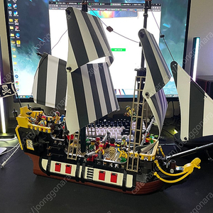 레고 바라쿠다 해적 배 조립품