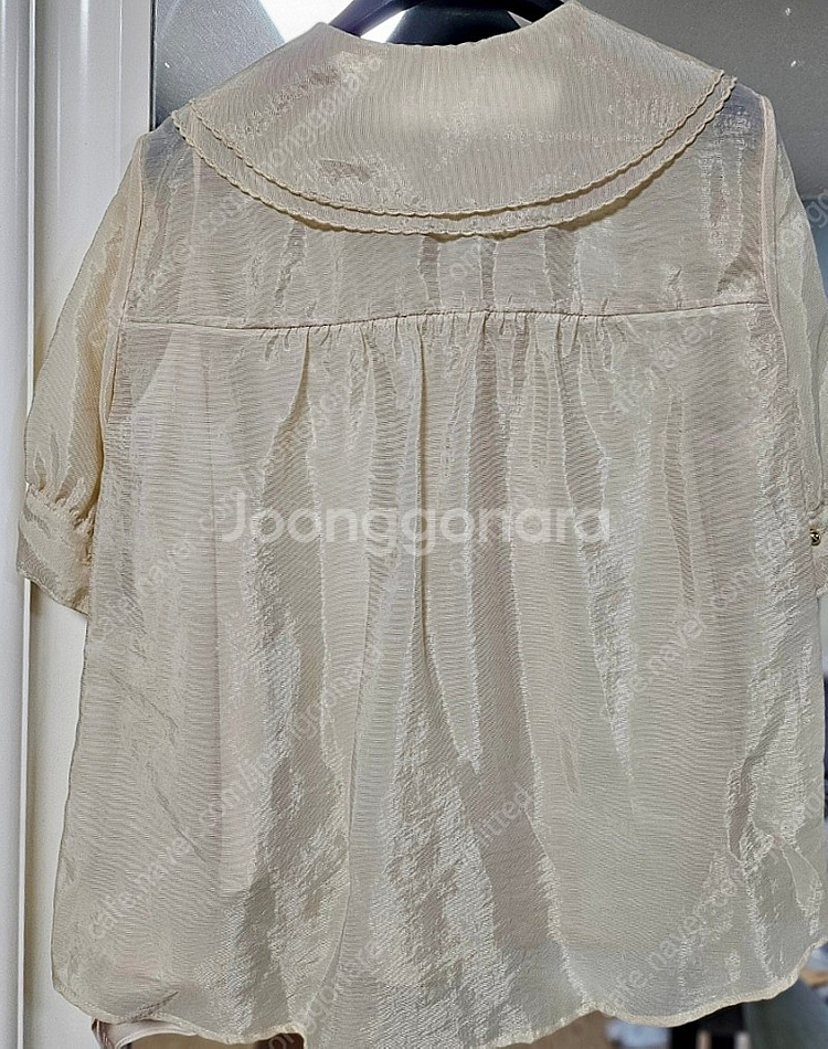 SJSJ 시스루 스캘럽 라인 블라우스 스킨코랄 55 새제품--2