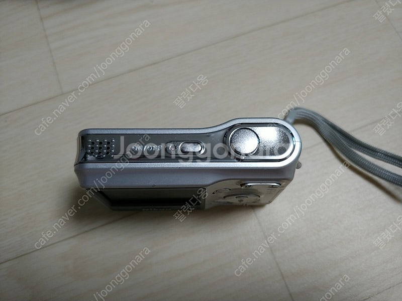 NIKON COOLPIX L2--2
