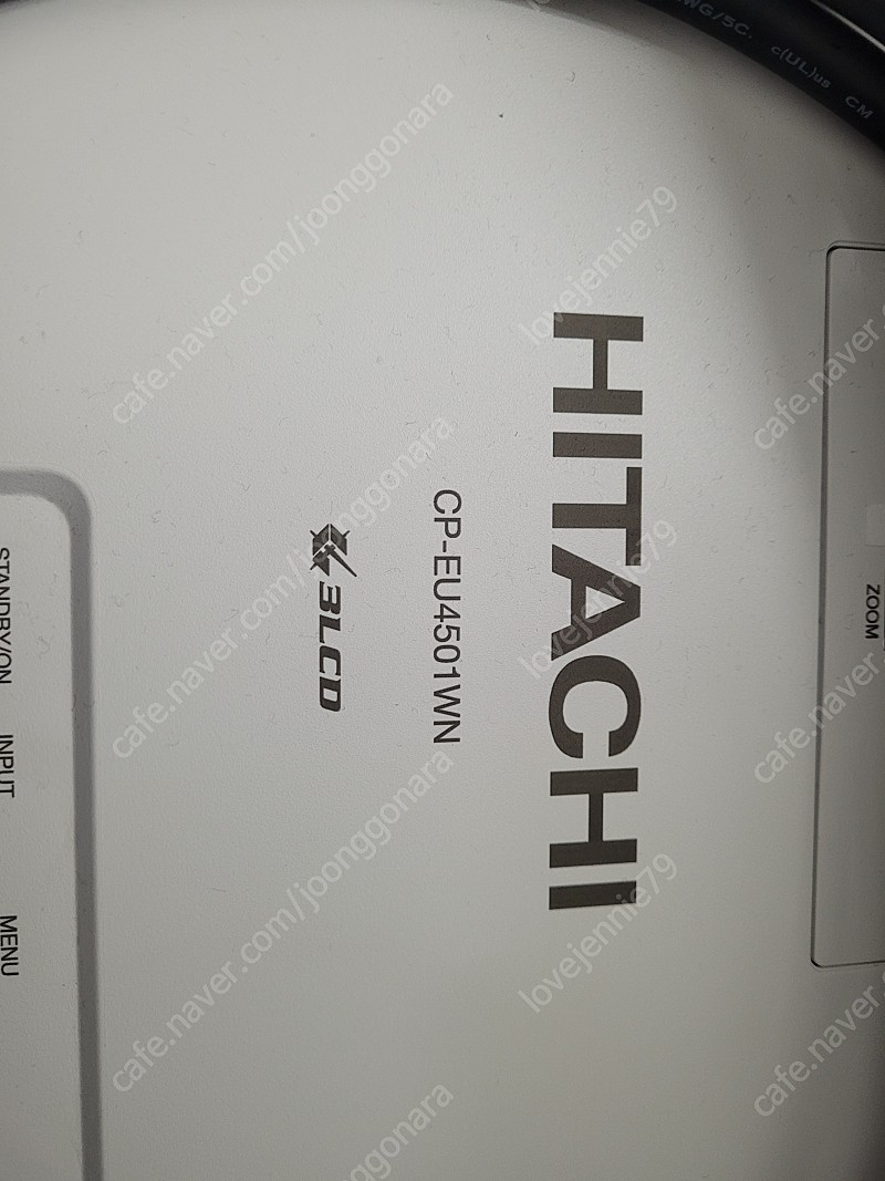 Hitachi CP-EU4501WN 판매합니다.(빔 프로젝터)